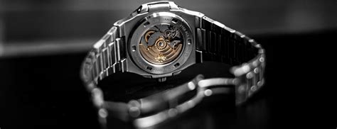 how to adjust patek philippe nautilus bracelet|patek philippe time adjustment tool.